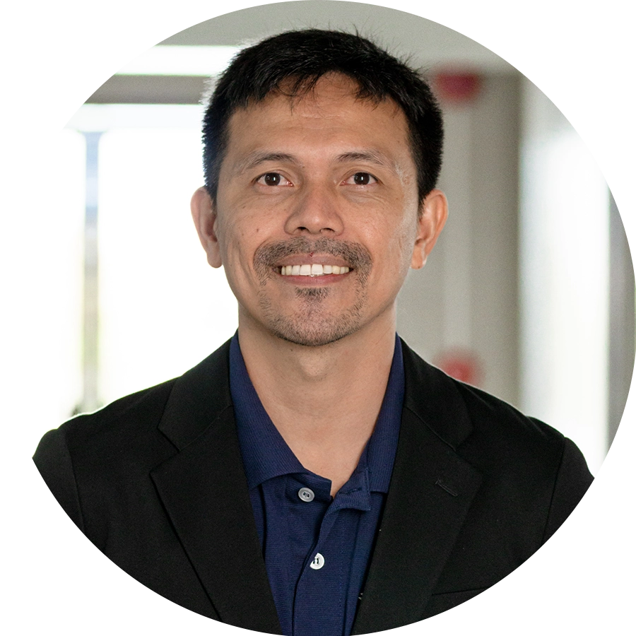 Esfer John Pamintuan